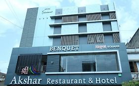 Akshar Hotel 2*